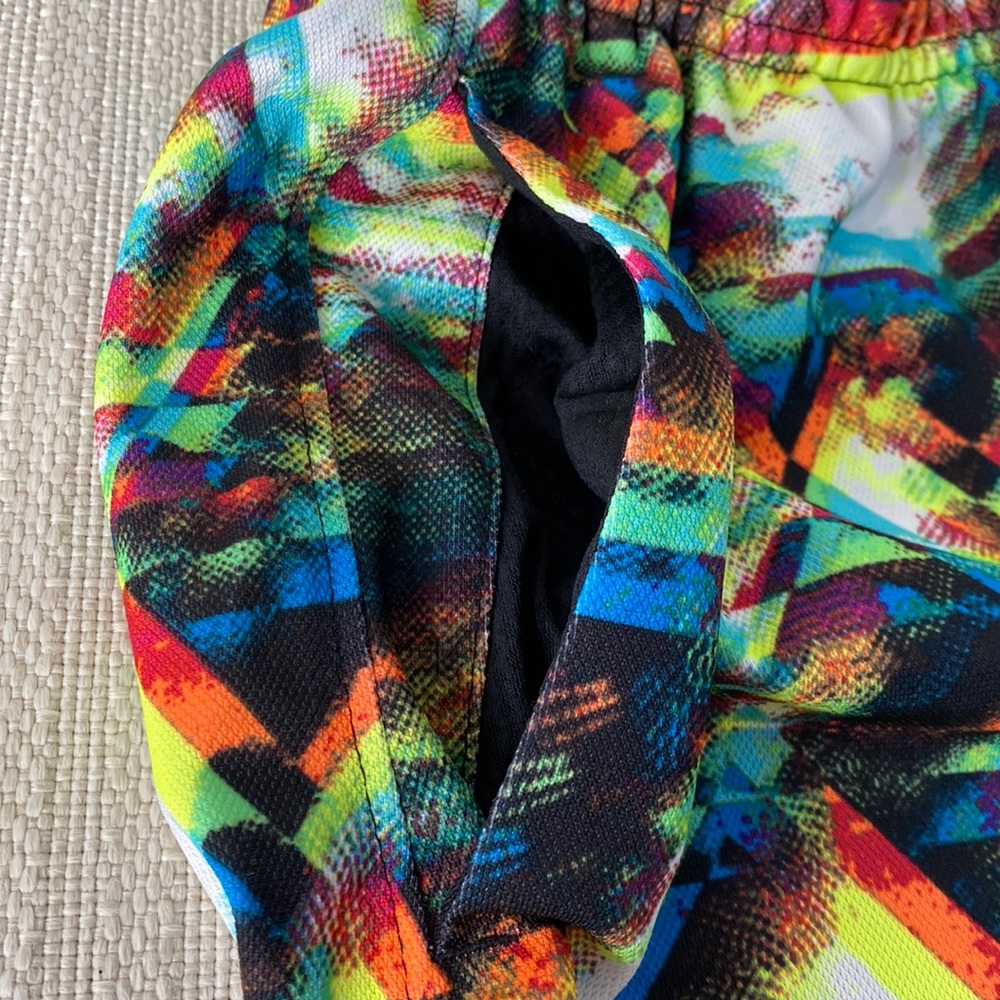 NIKE Multicolored Youth Size L Basketball shorts NWOT - Picture 4 of 9
